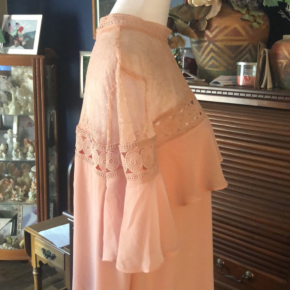 Express Peach Lace Midi Dress - Picture 9 of 15